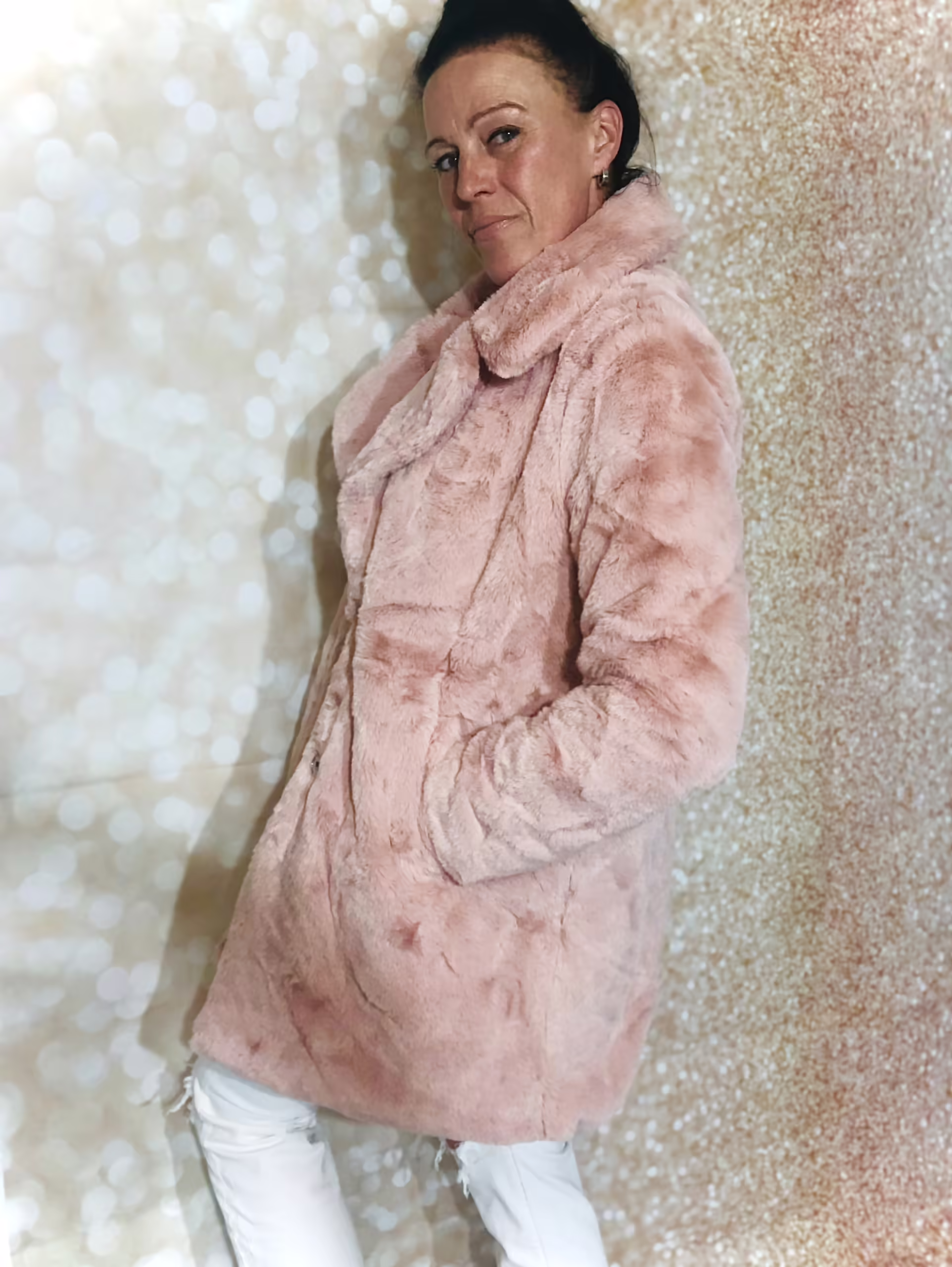 Kunstfell-Mantel/ Jacke in Rosa Stacy's Fashion Styles stacys.de Kunstfell-Mantel/ Jacke in Rosa – Bild 2
